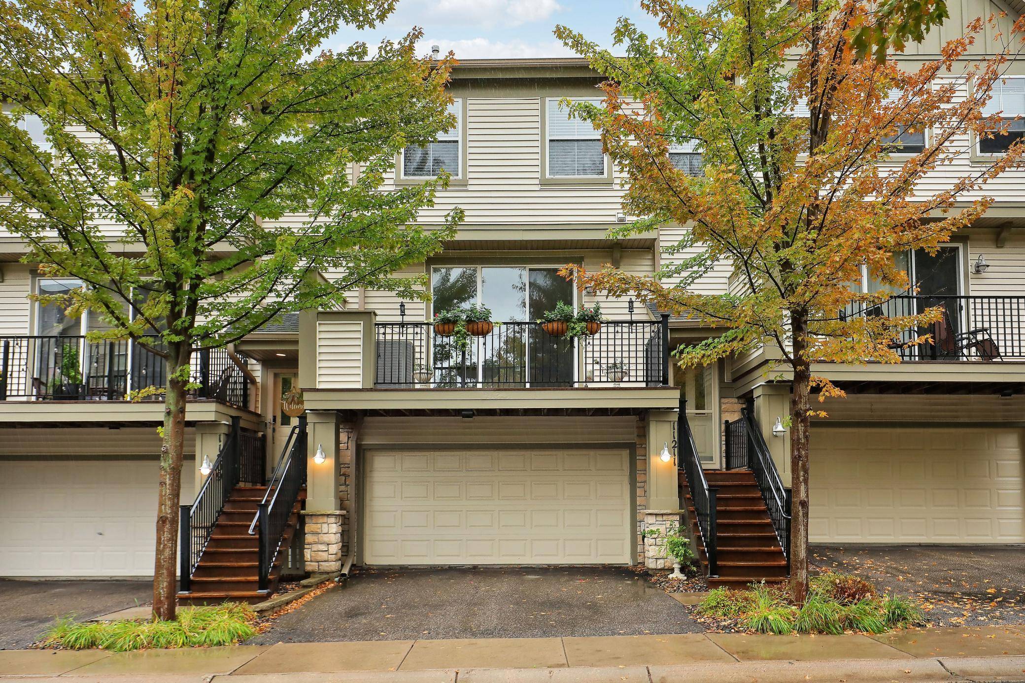 11211 Kinsley ST, Eden Prairie, MN 55344