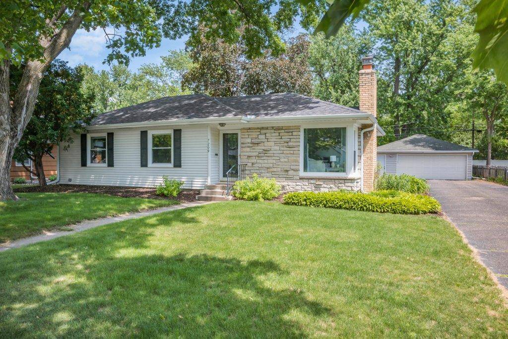 7209 Newton AVE S, Richfield, MN 55423