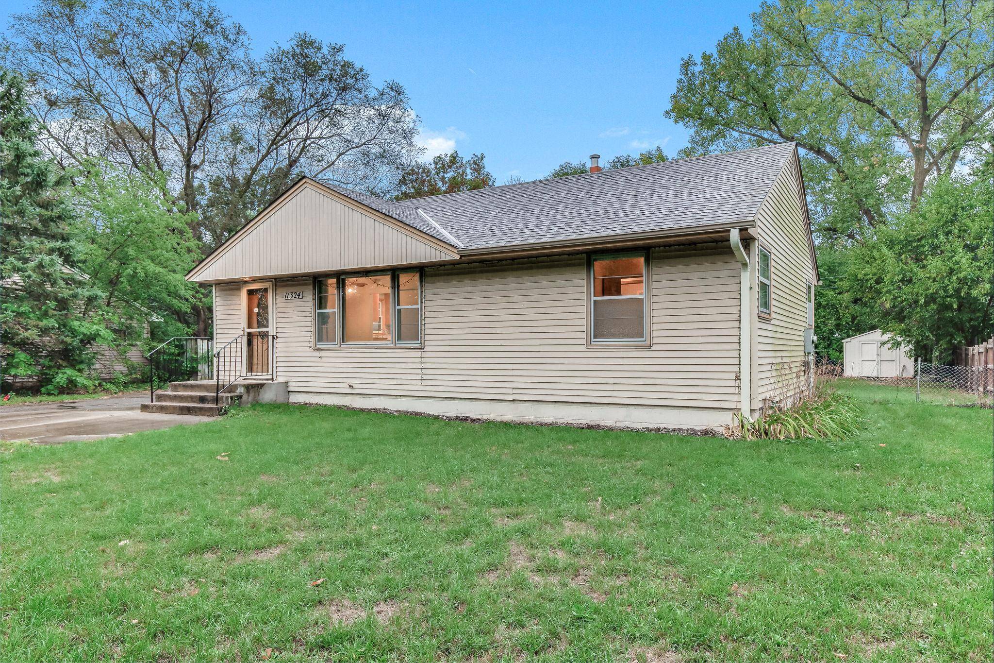 11324 Quinn ST NW, Coon Rapids, MN 55433