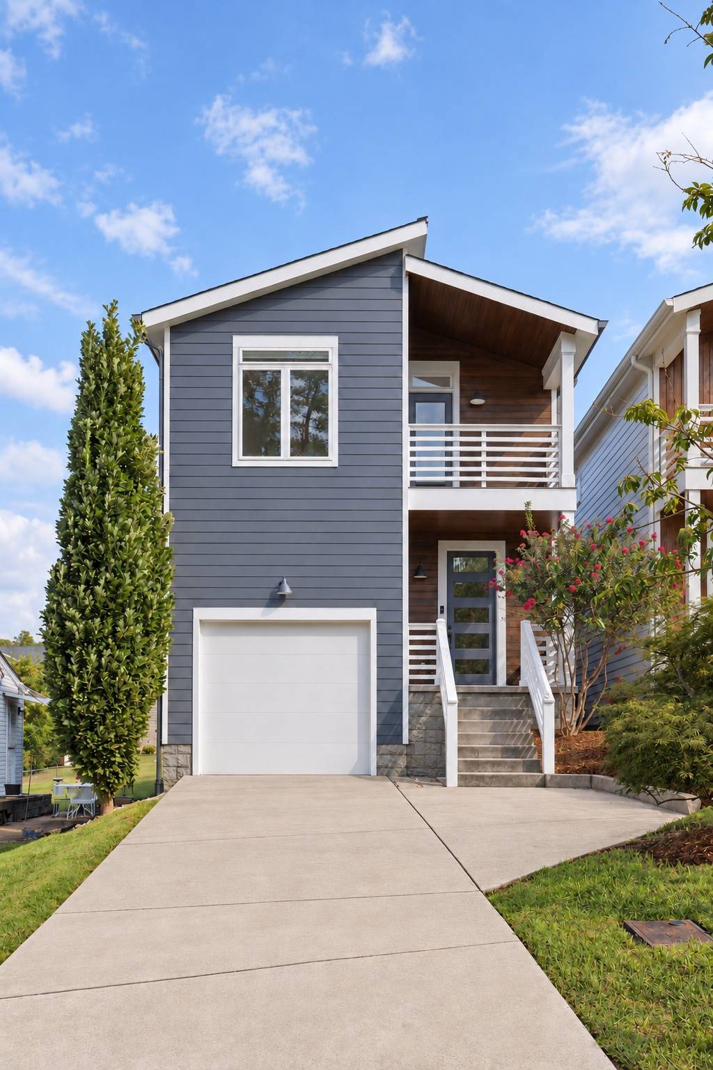 847B Dewees Ave, Nashville, TN 37204