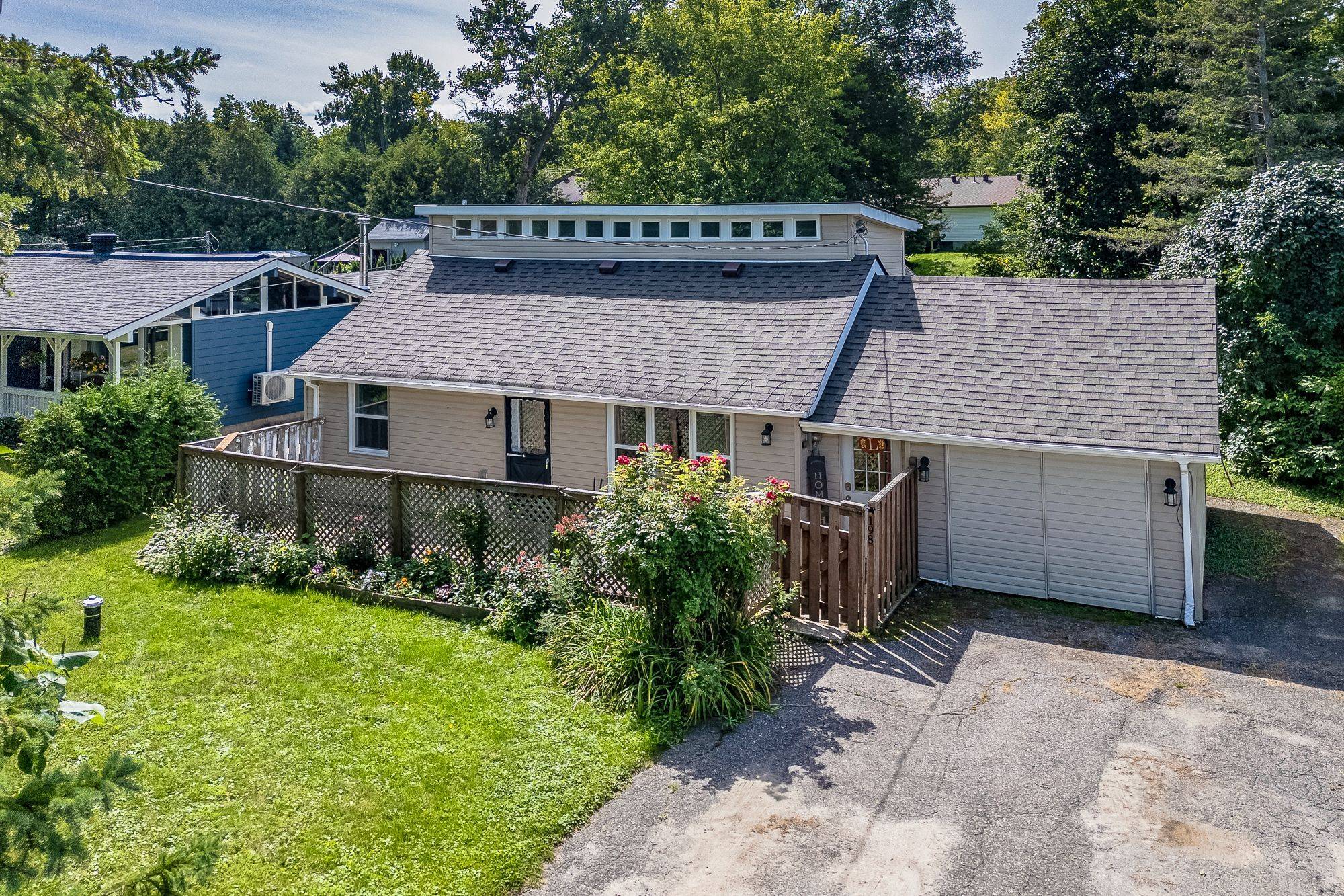 198 Limestone RD, Tay, ON L0K 1R0