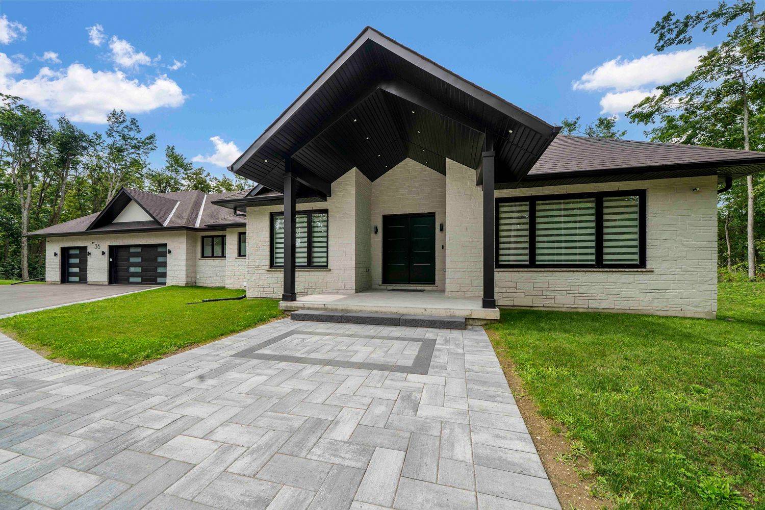 36 Highland DR, Oro-medonte, ON L0L 2L0