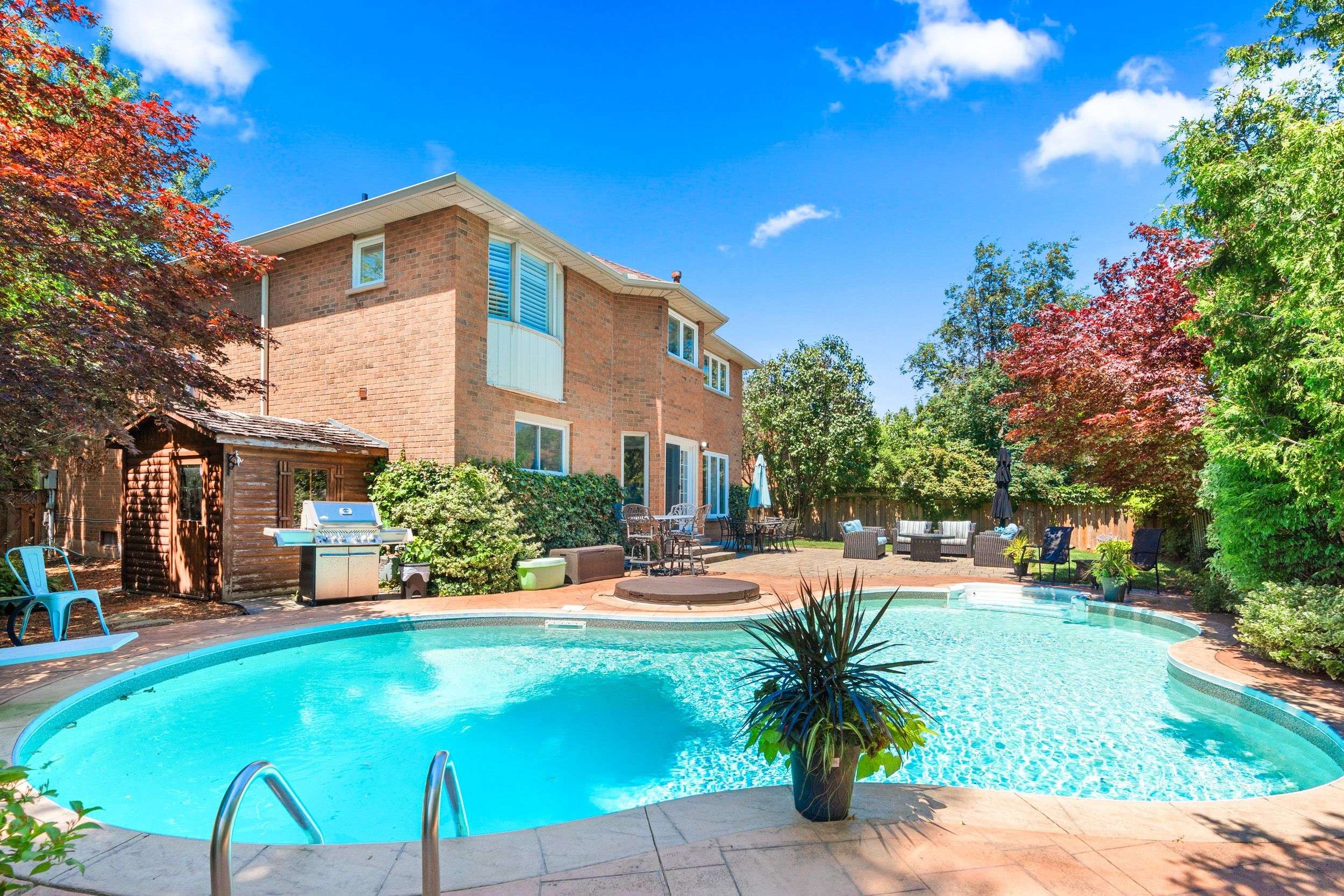 1291 Windrush DR, Oakville, ON L6M 1W4