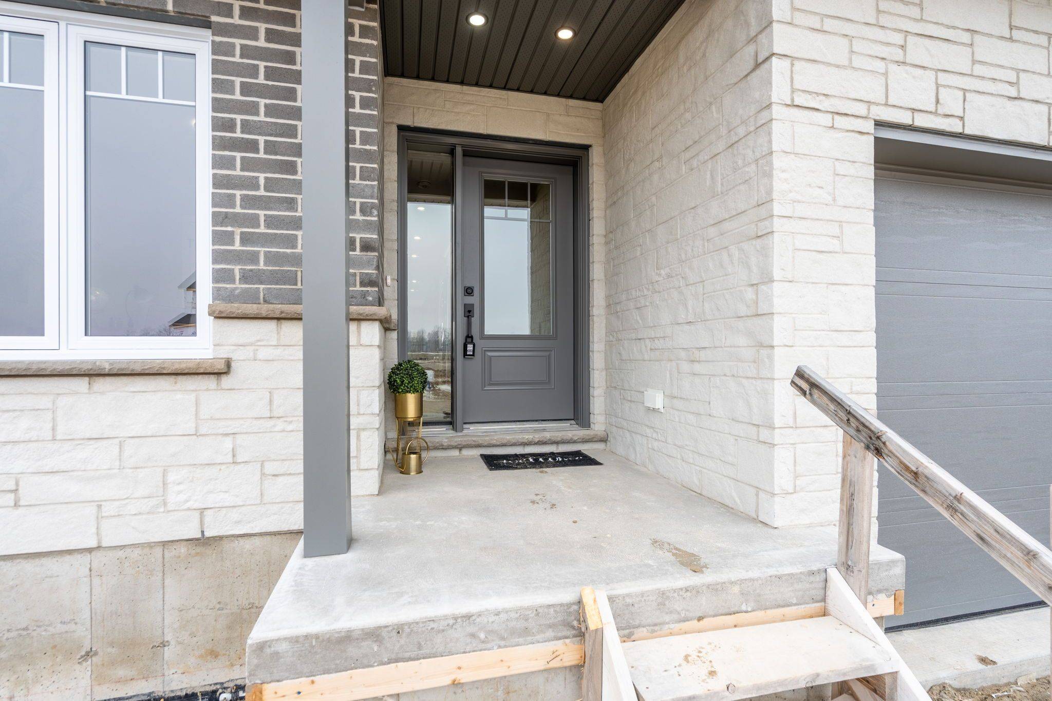 44 POSTMA CRES, North Middlesex, ON N0M 1A0