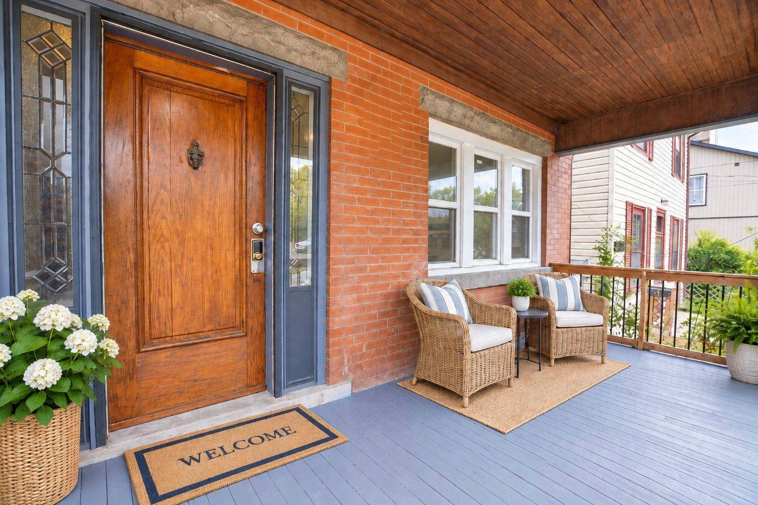 230 Duke ST, Hamilton, ON L8P 1Y3