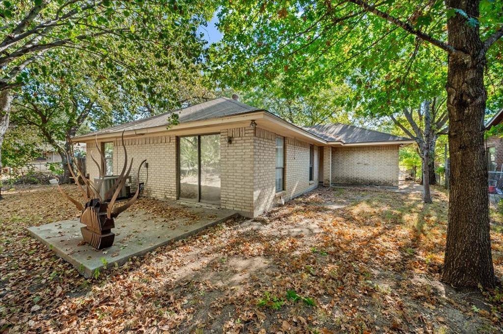 409 29th Street, Grand Prairie, TX 75050