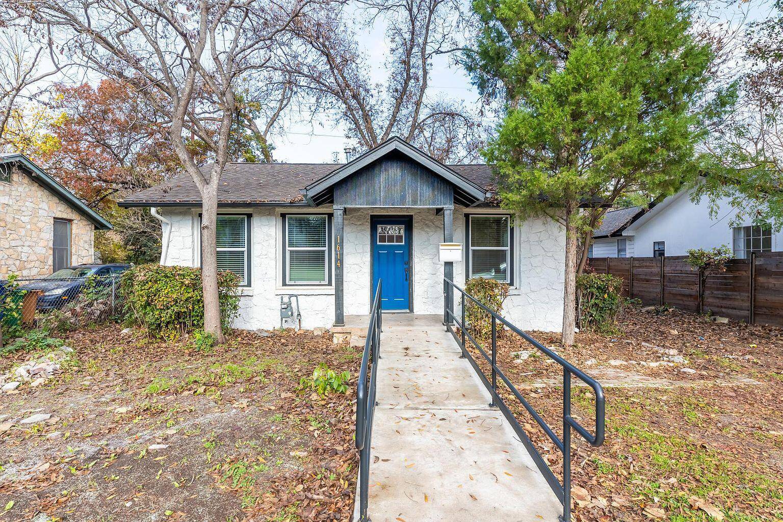 1614 Holly ST, Austin, TX 78702