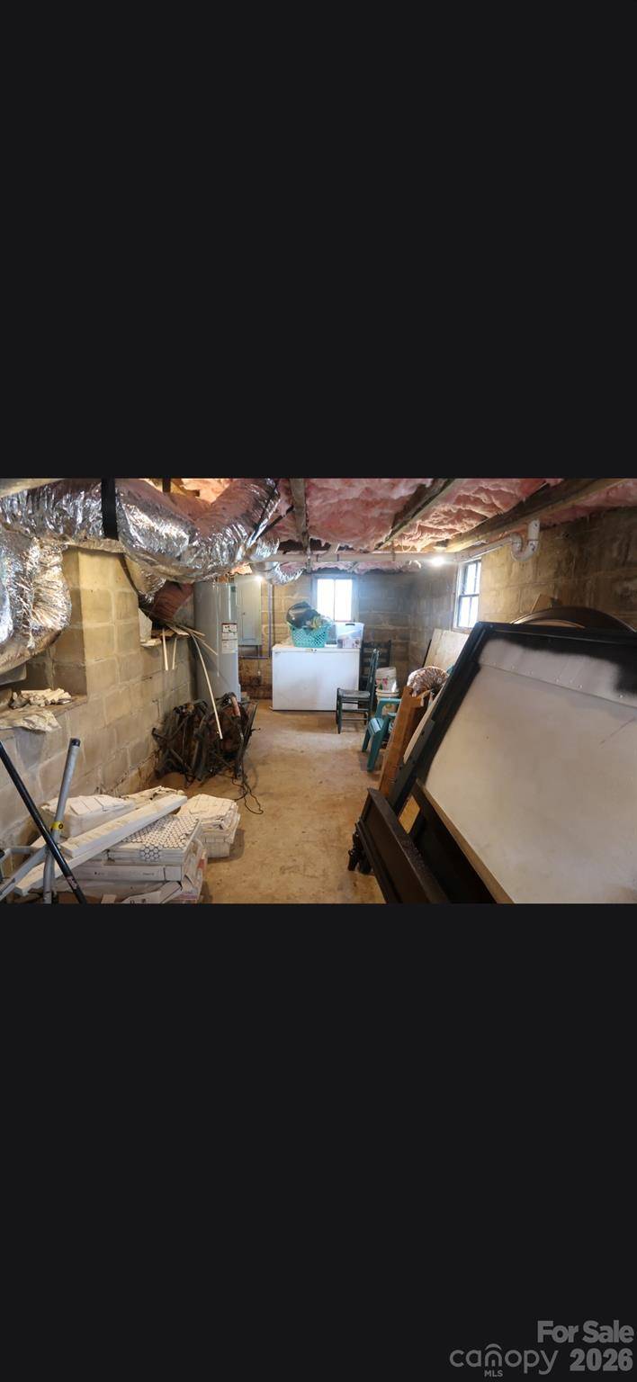 102 Reynolds RD, North Wilkesboro, NC 28659