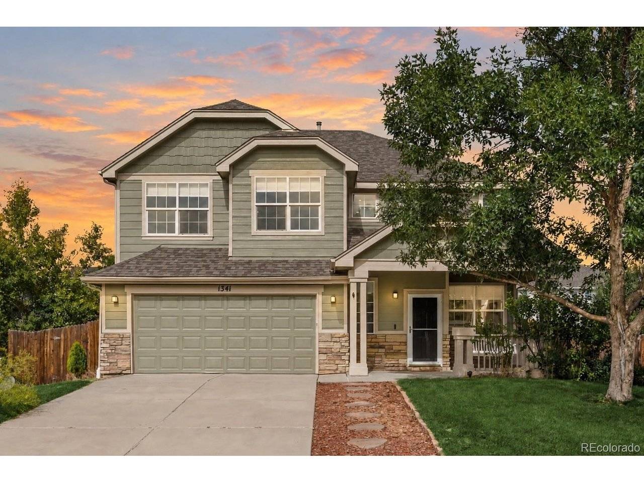 1341 N Stratton, Castle Rock, CO 80104