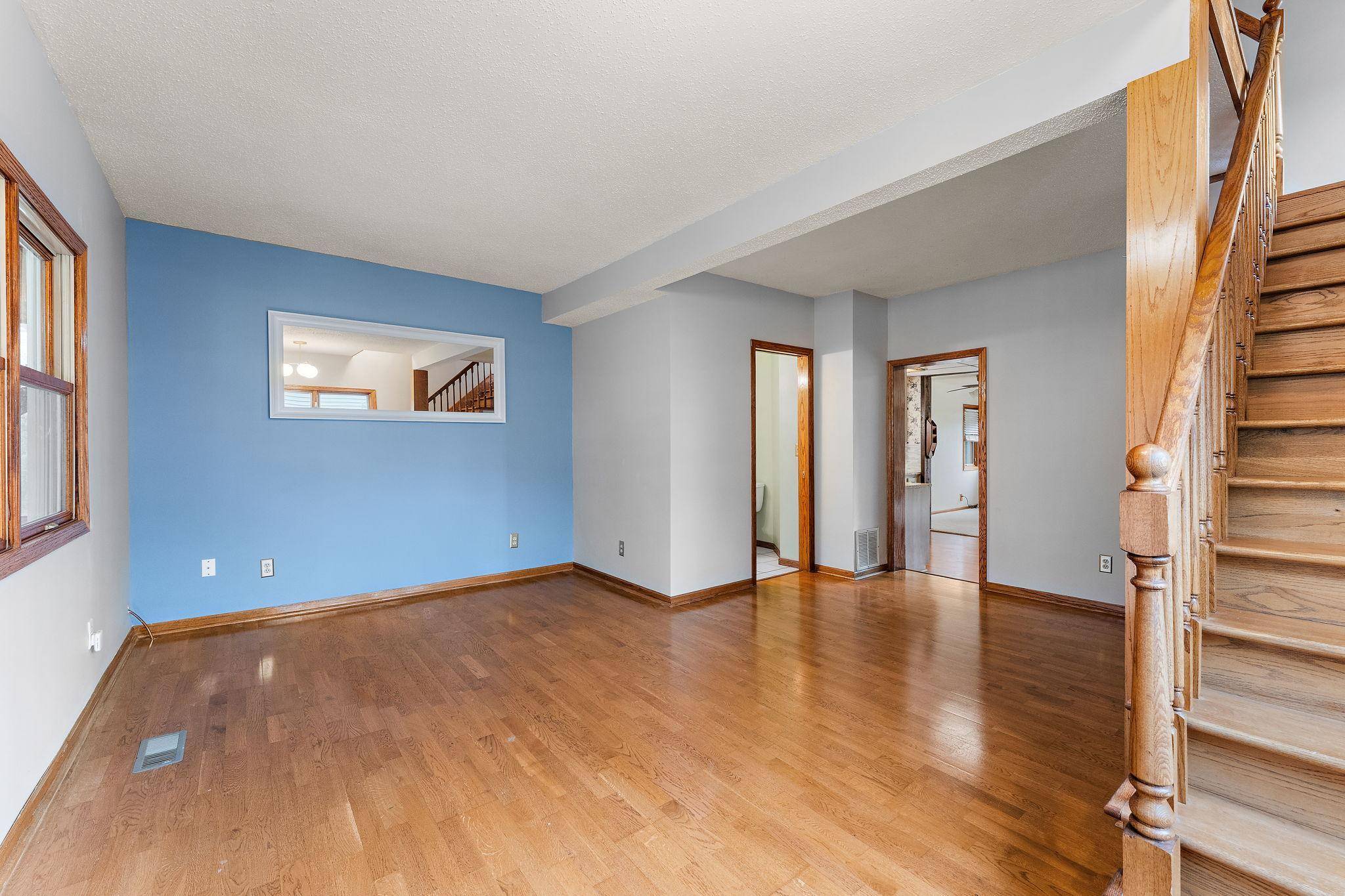 1455 Kent ST, Saint Paul, MN 55117