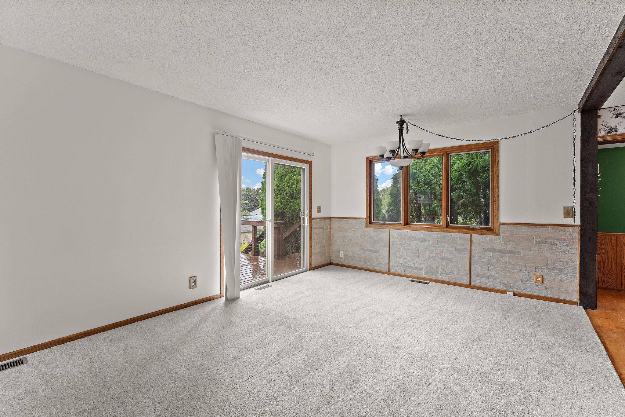 1455 Kent ST, Saint Paul, MN 55117