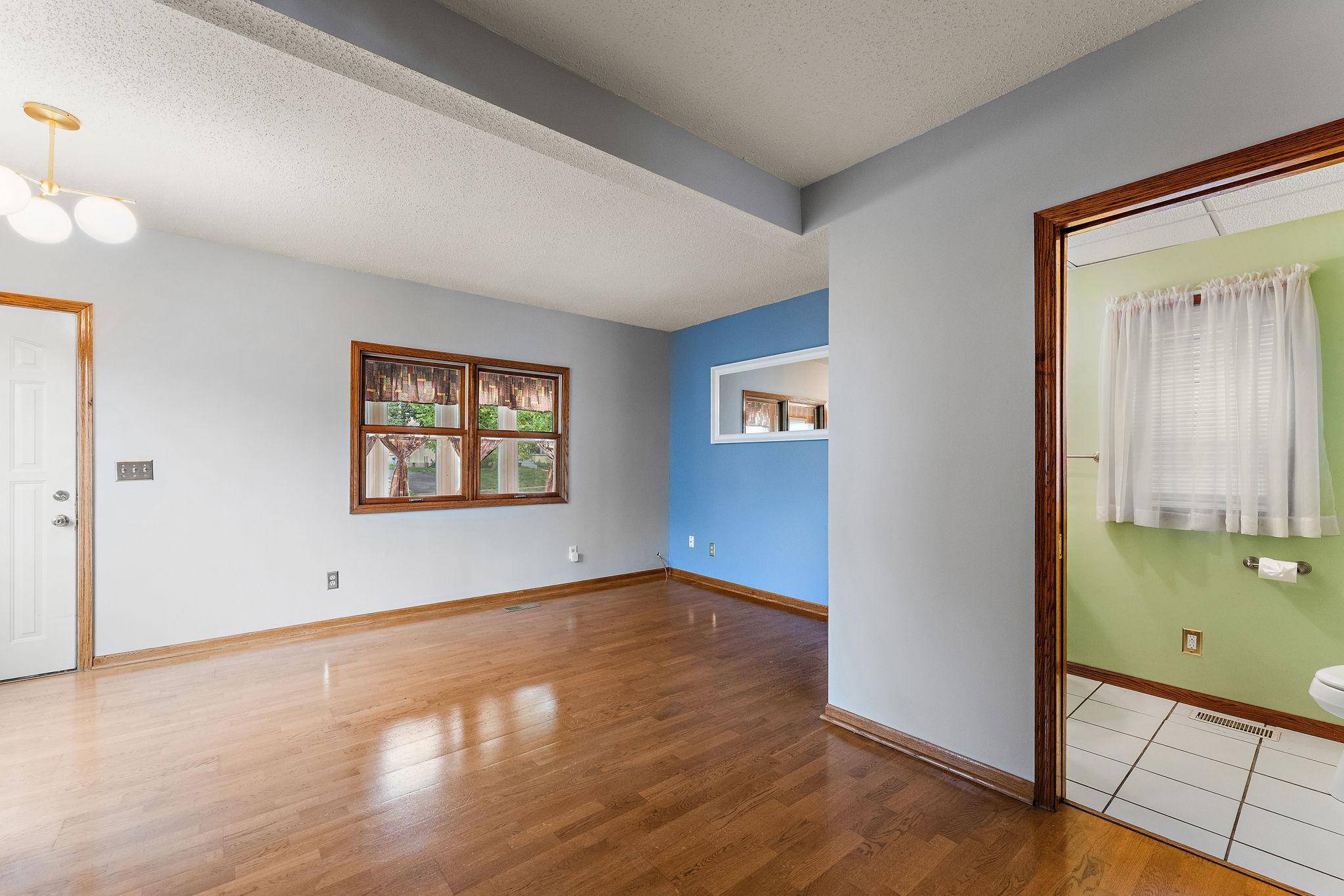 1455 Kent ST, Saint Paul, MN 55117