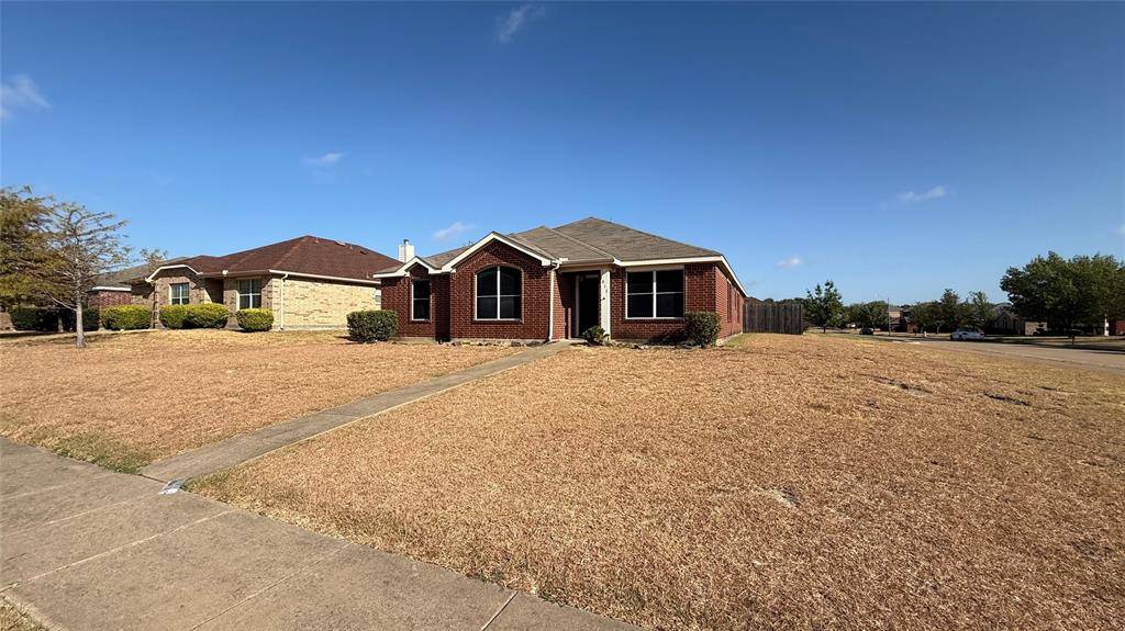 1815 Shanna Drive, Lancaster, TX 75134