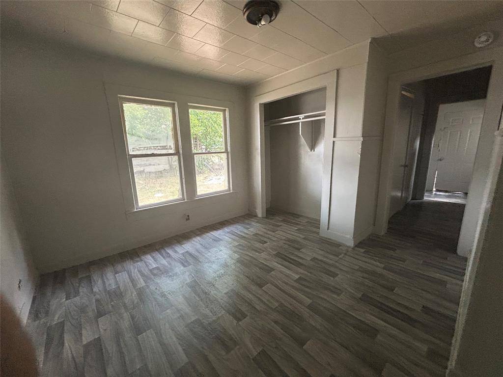 218 8th Street, Joshua, TX 76058