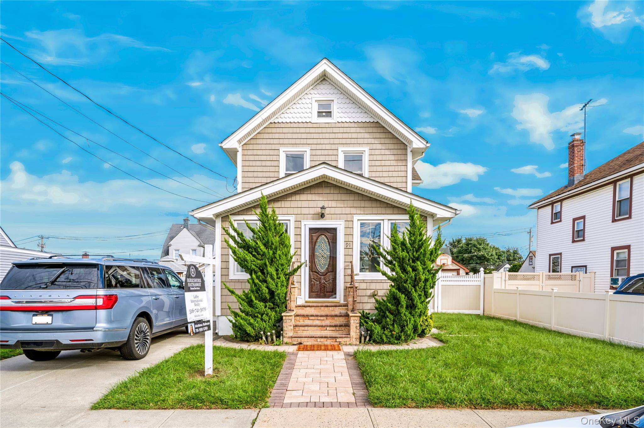 91 Rockmart AVE, Elmont, NY 11003