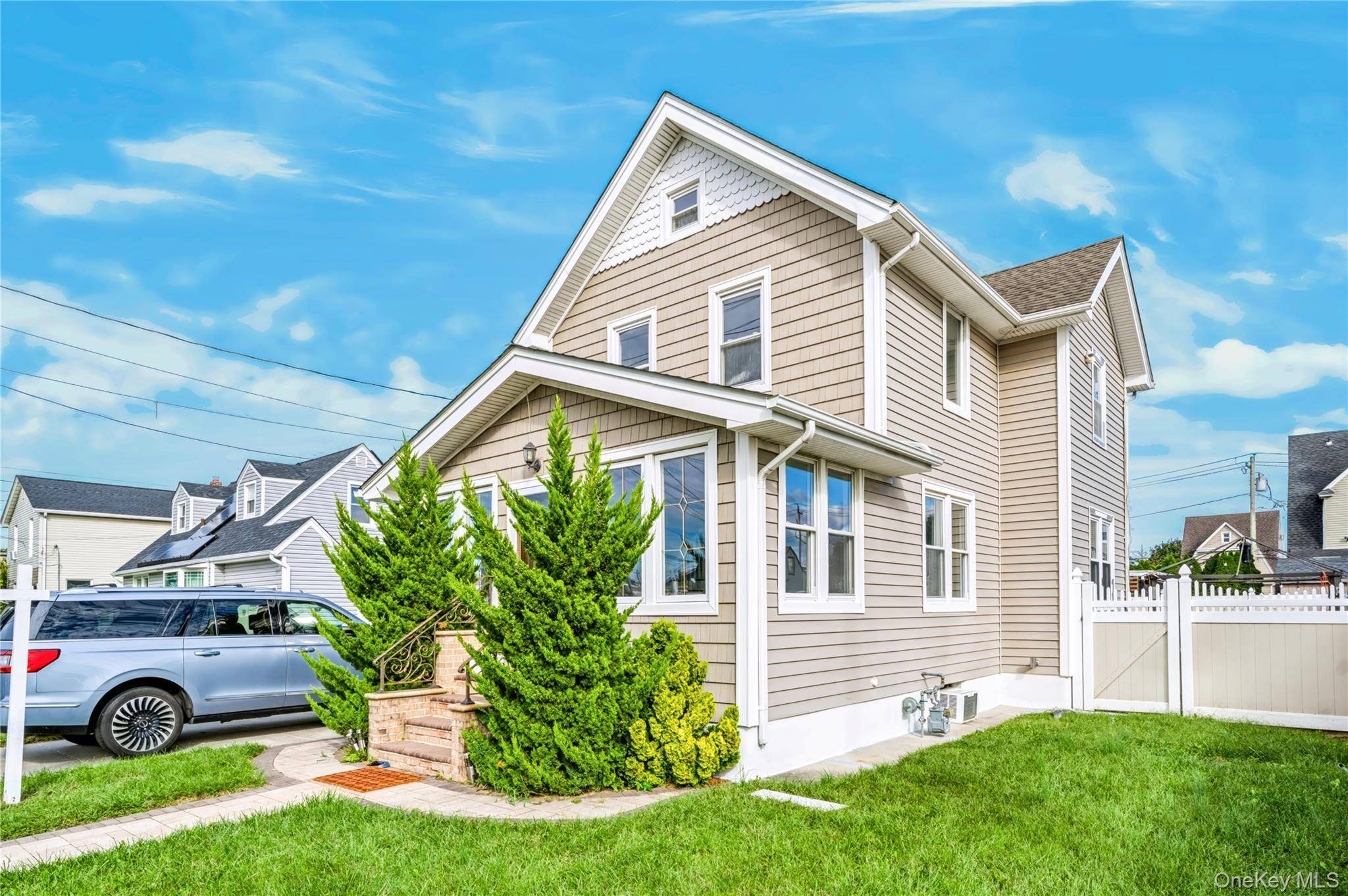 91 Rockmart AVE, Elmont, NY 11003