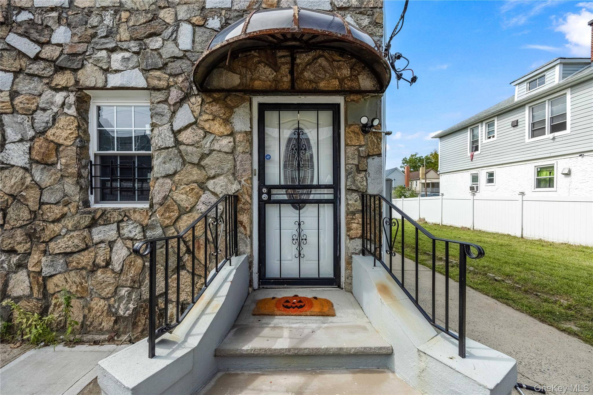 4511 Monticello AVE, Bronx, NY 10466