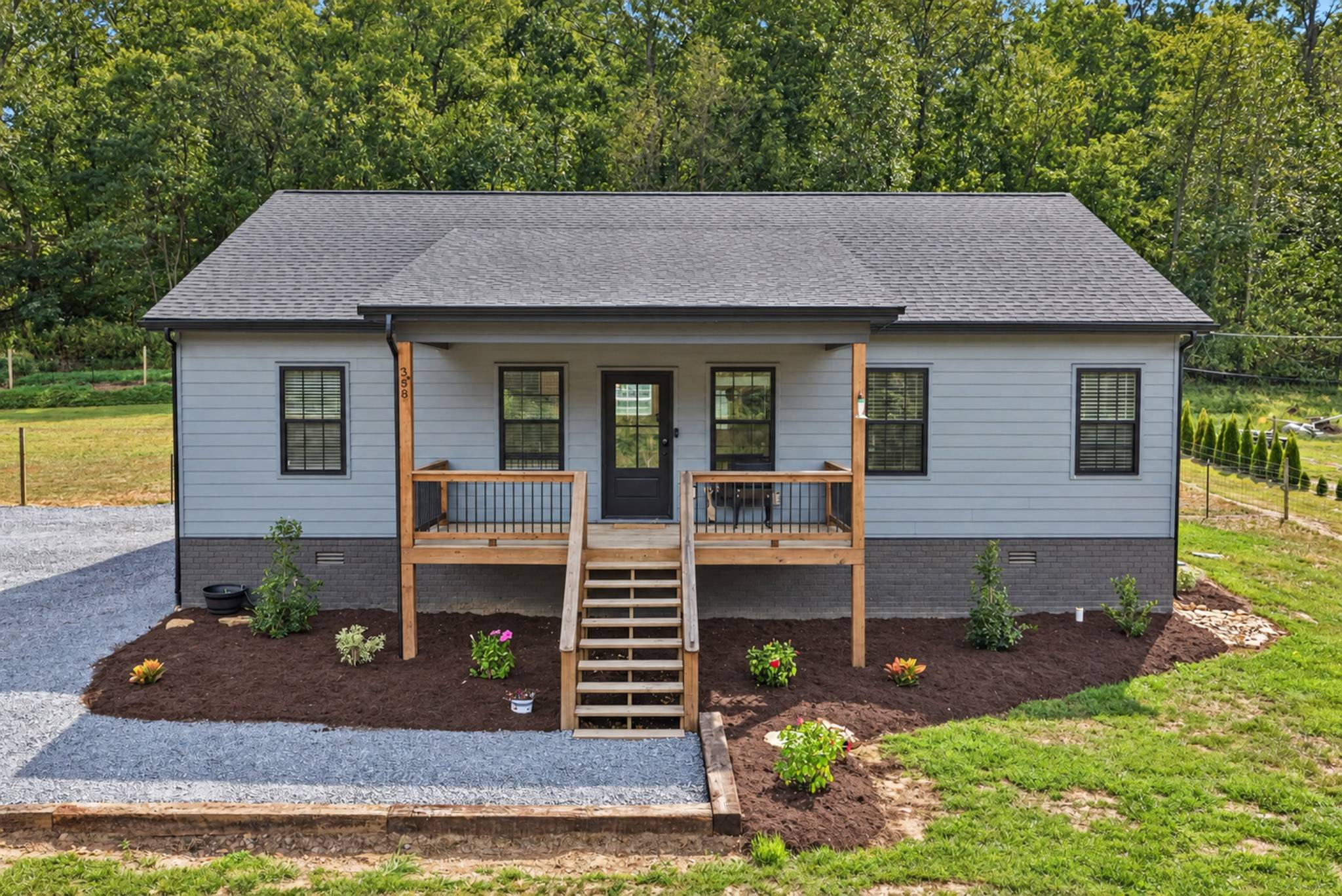 358 Beech Hill Ln, Hartsville, TN 37074