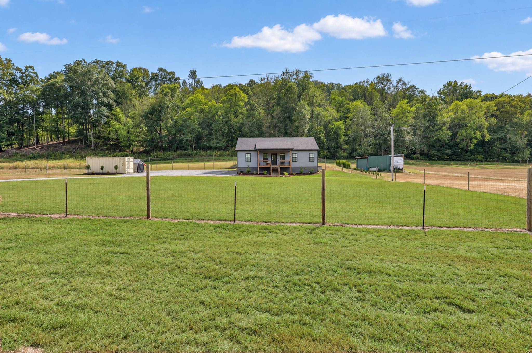 358 Beech Hill Ln, Hartsville, TN 37074