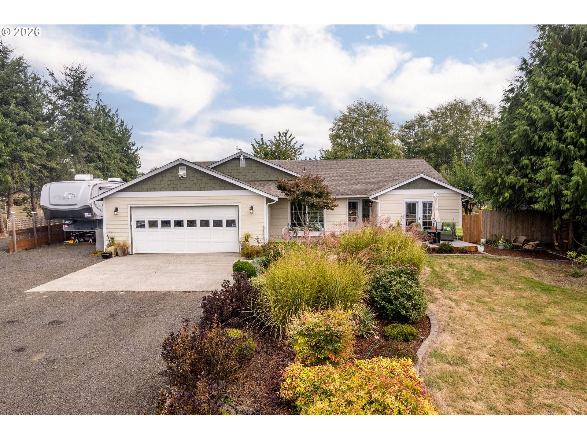 126 GREENWOOD RD, Cathlamet, WA 98612