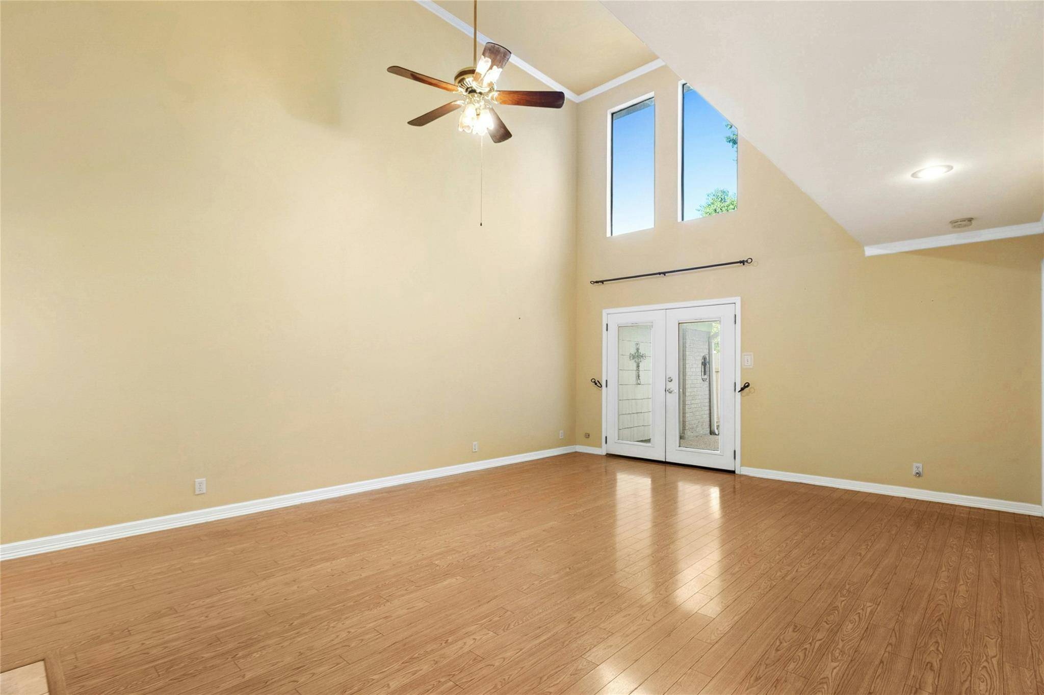 10900 Crown Colony DR #2, Austin, TX 78747