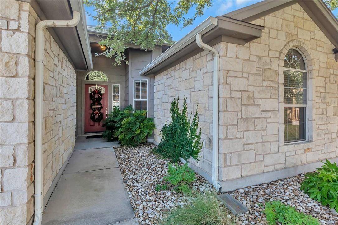 310 Stewart DR, Hutto, TX 78634