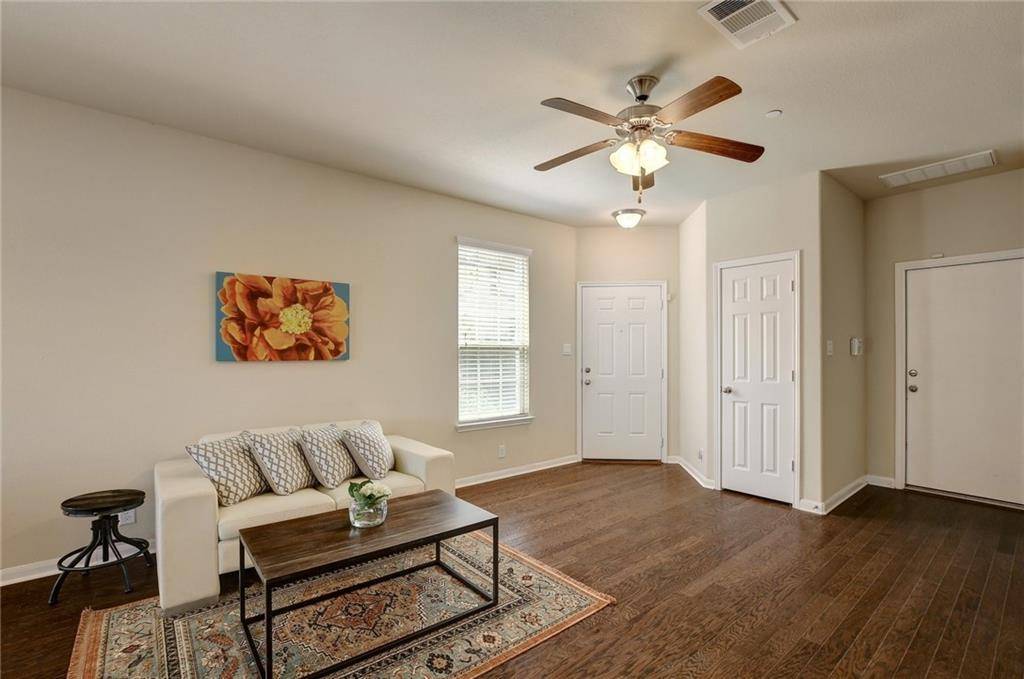 9201 Brodie LN #9402, Austin, TX 78748