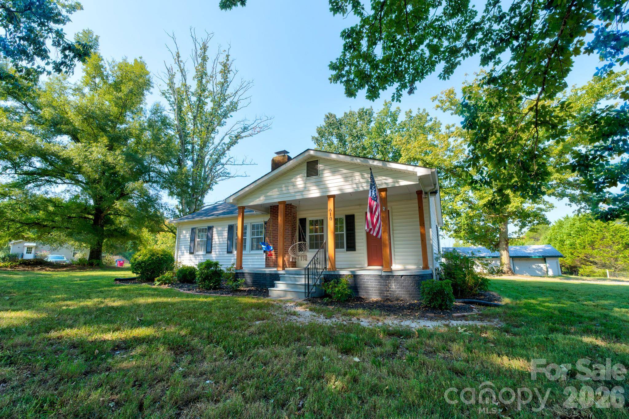 610 Helton RD, Cherryville, NC 28021