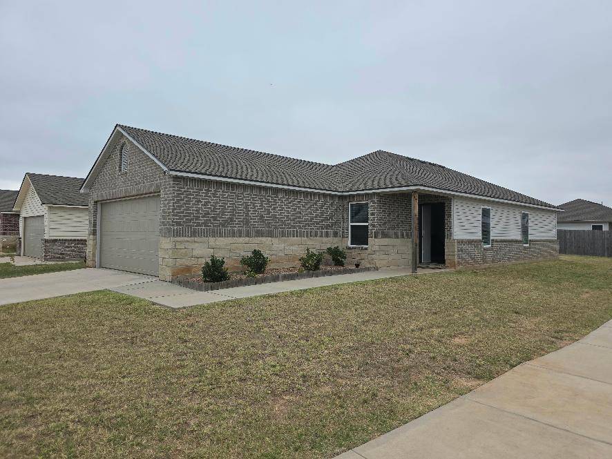 10344 NW 19th ST, Oklahoma City, OK 73127