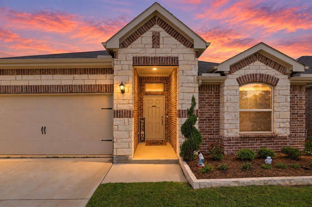 3728 Maroon Creek Road, Aubrey, TX 76227