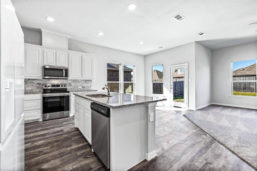 3917 Madison Lane, Denton, TX 76208