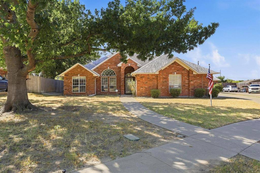 3212 Staghorn Circle, Denton, TX 76208