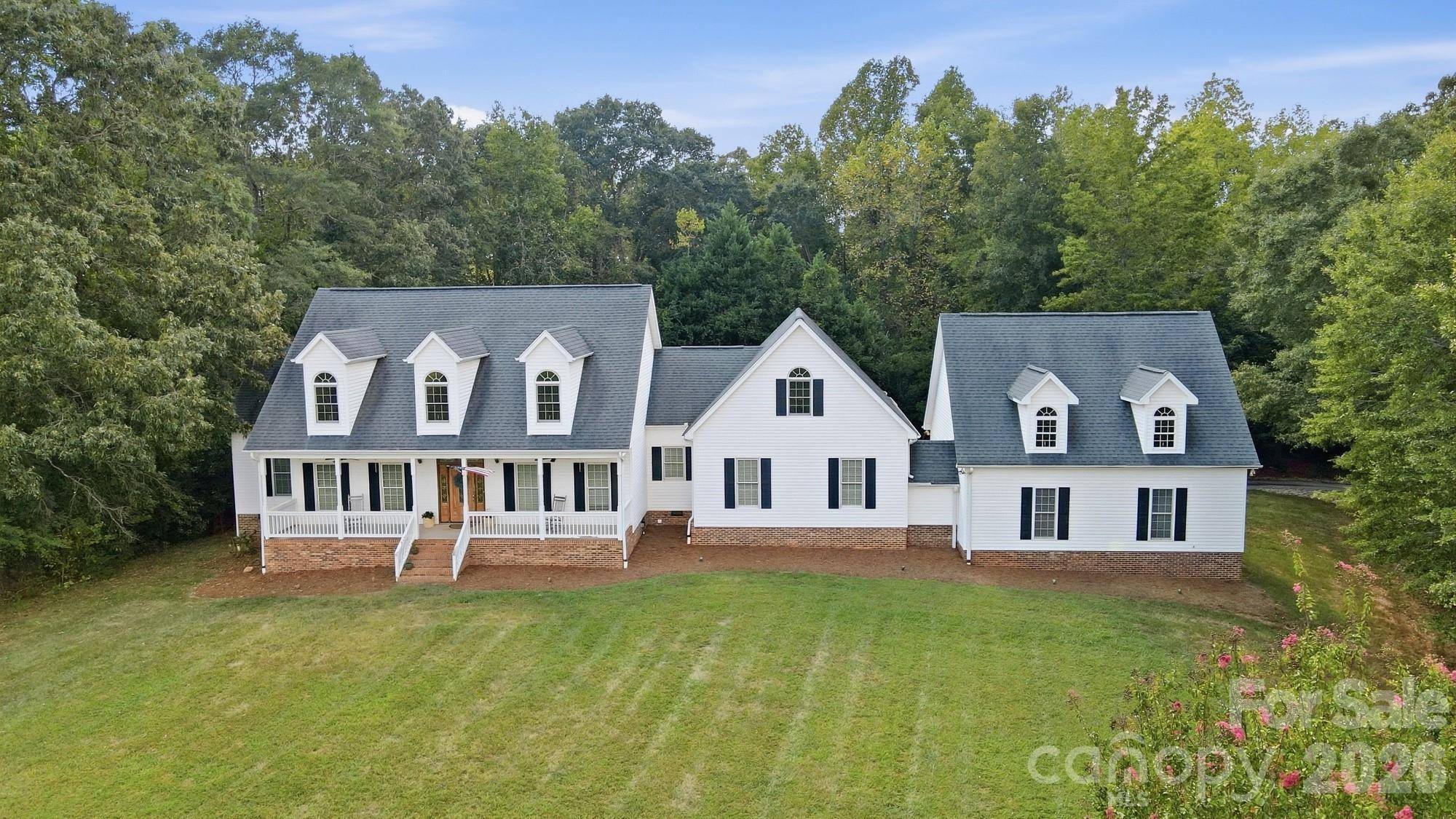 5881 Highway 557 HWY, Lake Wylie, SC 29710