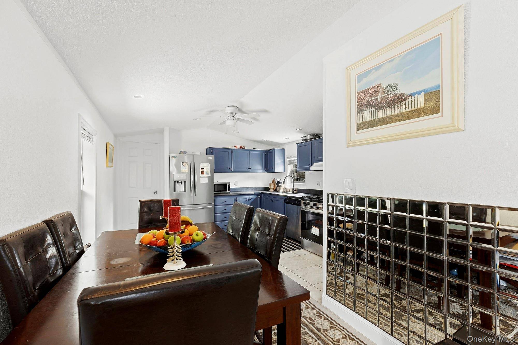 105 Oakview Hwy #180, East Hampton, NY 11937