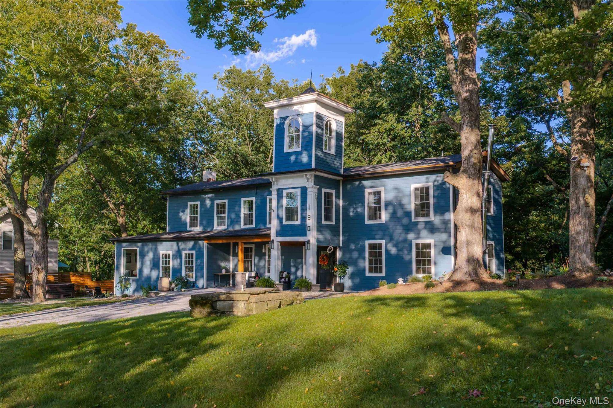 190 Leggs Mills RD, Lake Katrine, NY 12449