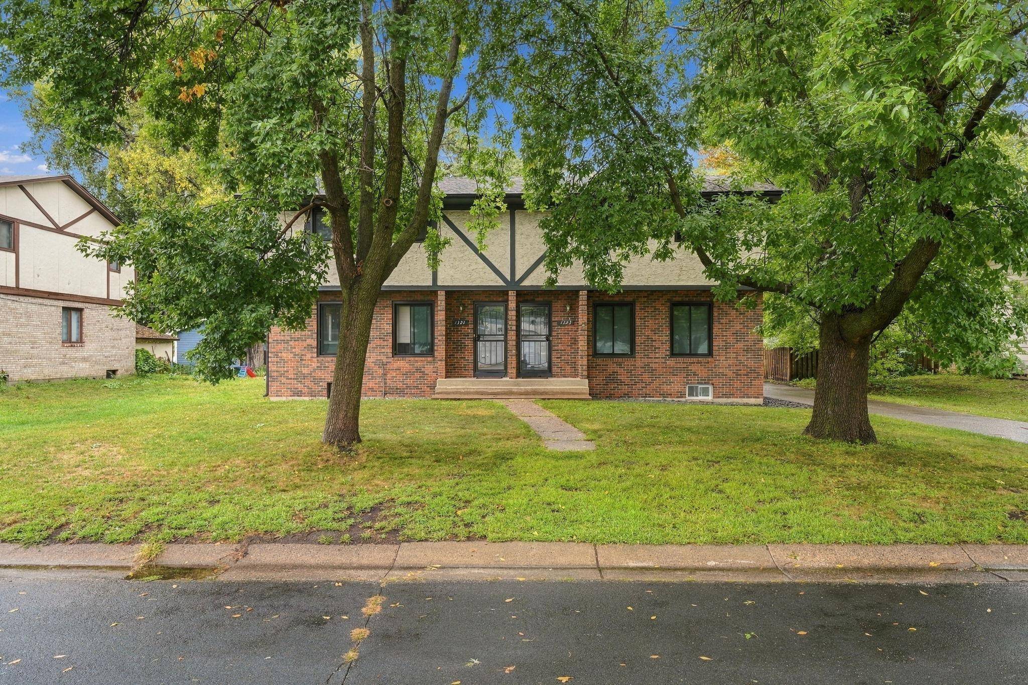 1321 Fireside DR NE, Fridley, MN 55432
