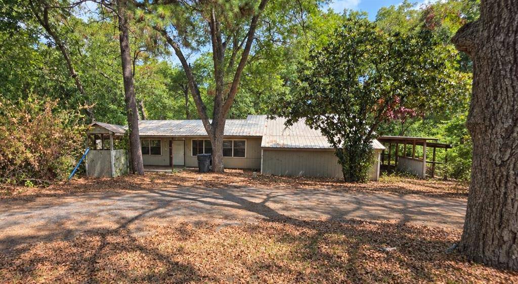 8219 Pecan Circle, Lone Oak, TX 75453