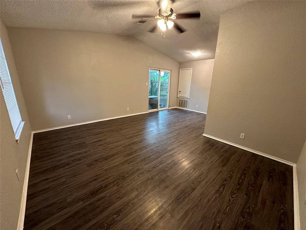 1459 Woodhall Court, Fort Worth, TX 76134