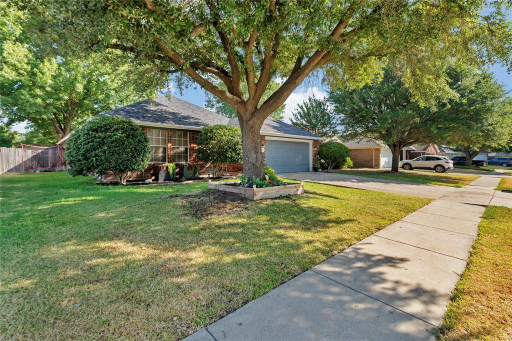 351 Meador Lane, Burleson, TX 76028