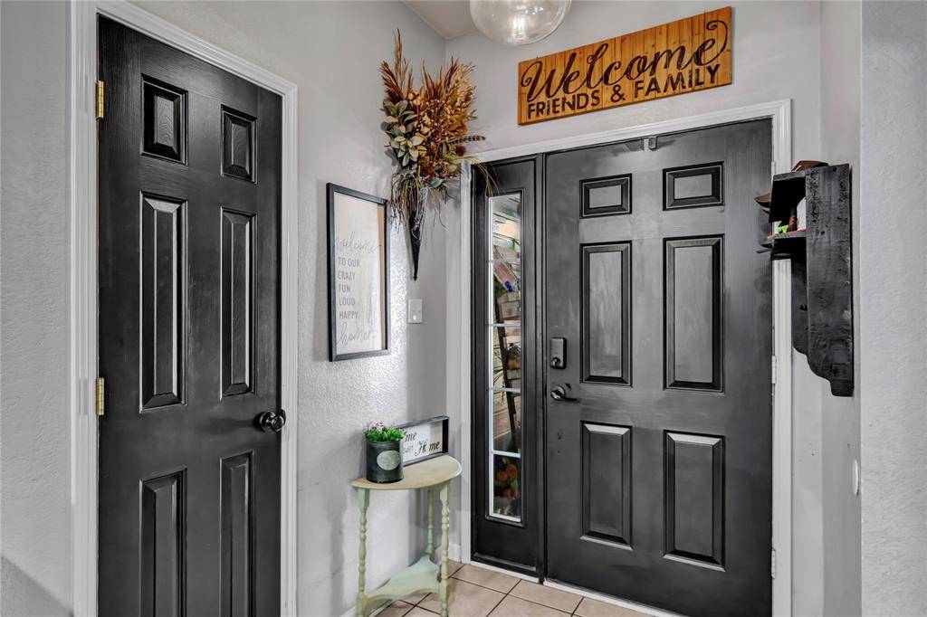 351 Meador Lane, Burleson, TX 76028