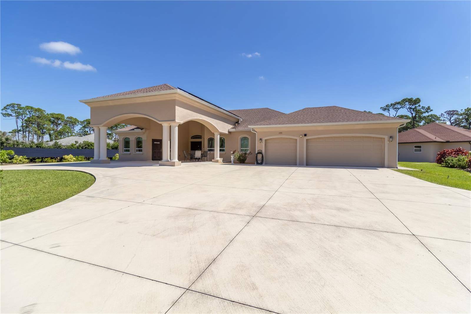 1991 HEASLEY, Englewood, FL 34223
