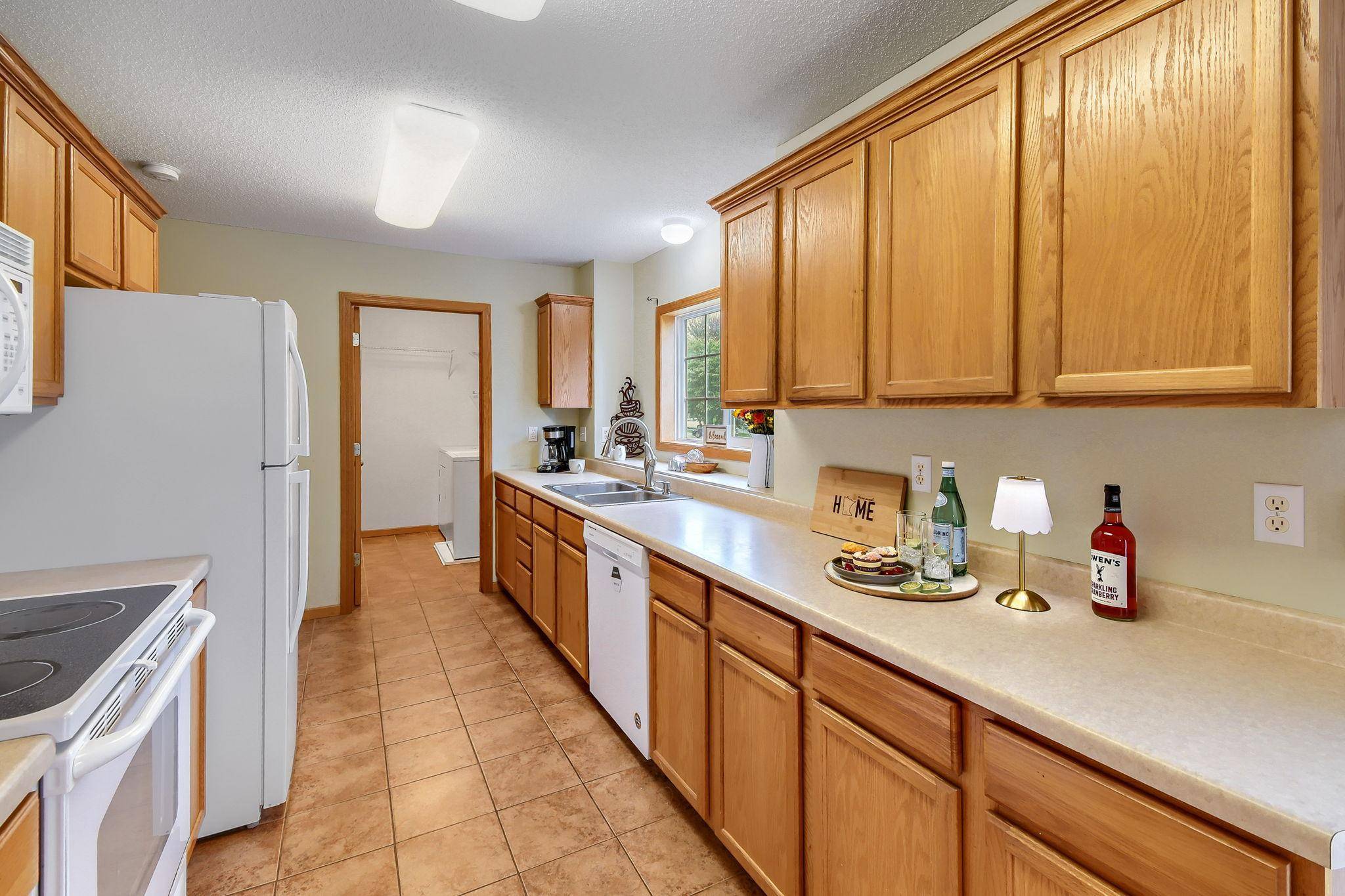 6333 Palamino PL, Forest Lake, MN 55025