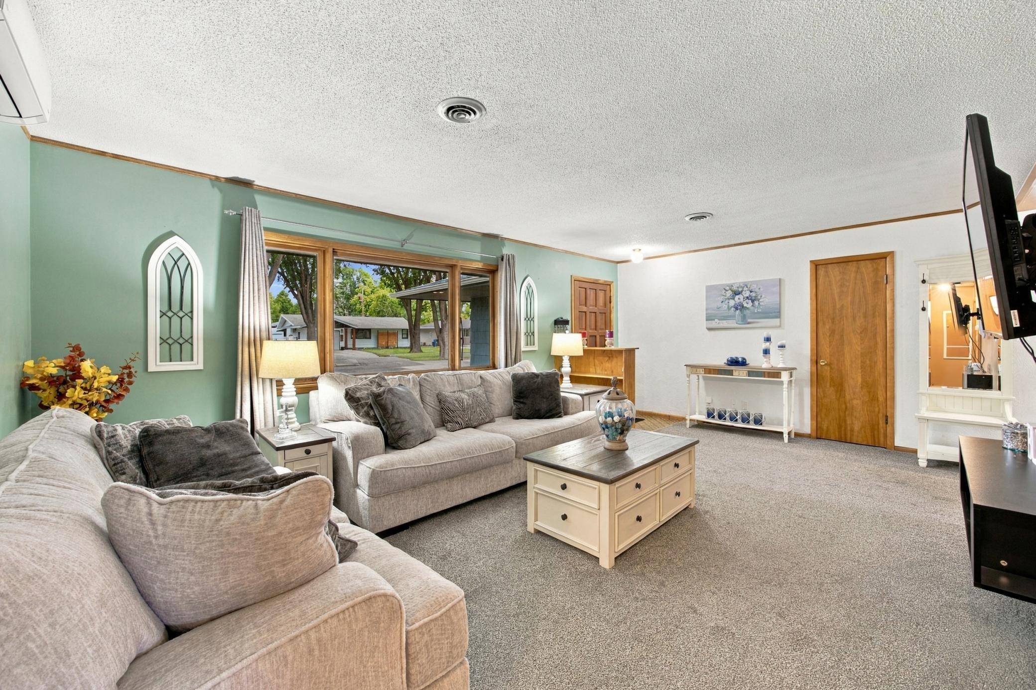 222 26TH AVE N, Fargo, ND 58102