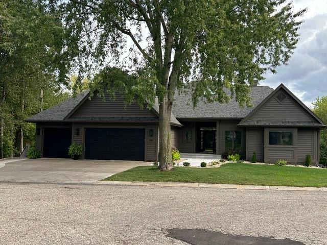550 Pine Ridge CT, New Richmond, WI 54017