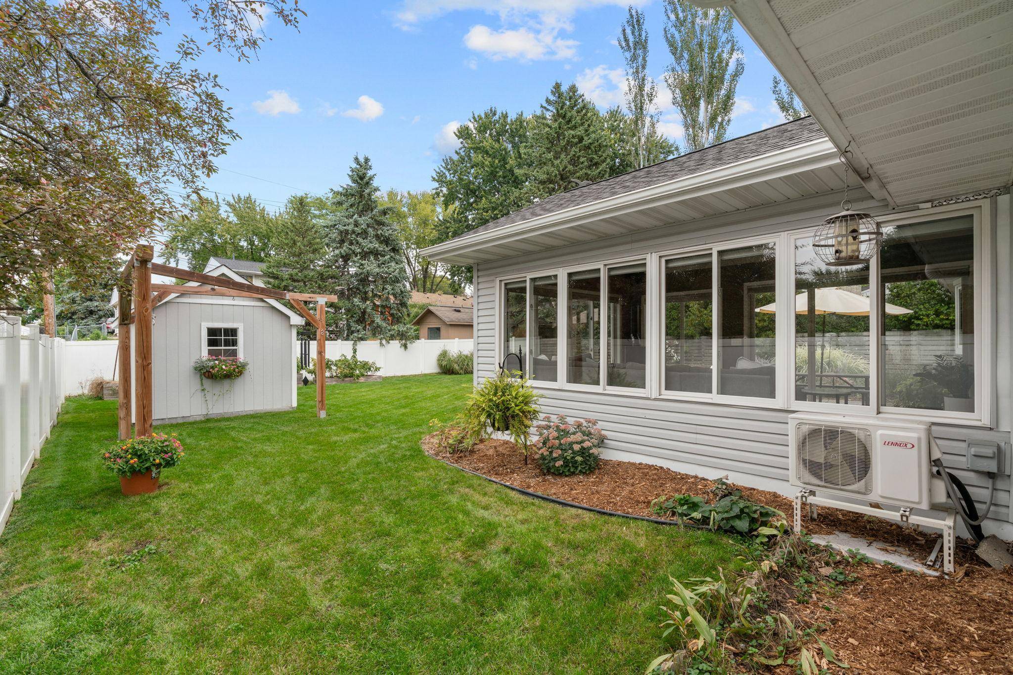 3322 Belden DR NE, Saint Anthony, MN 55418