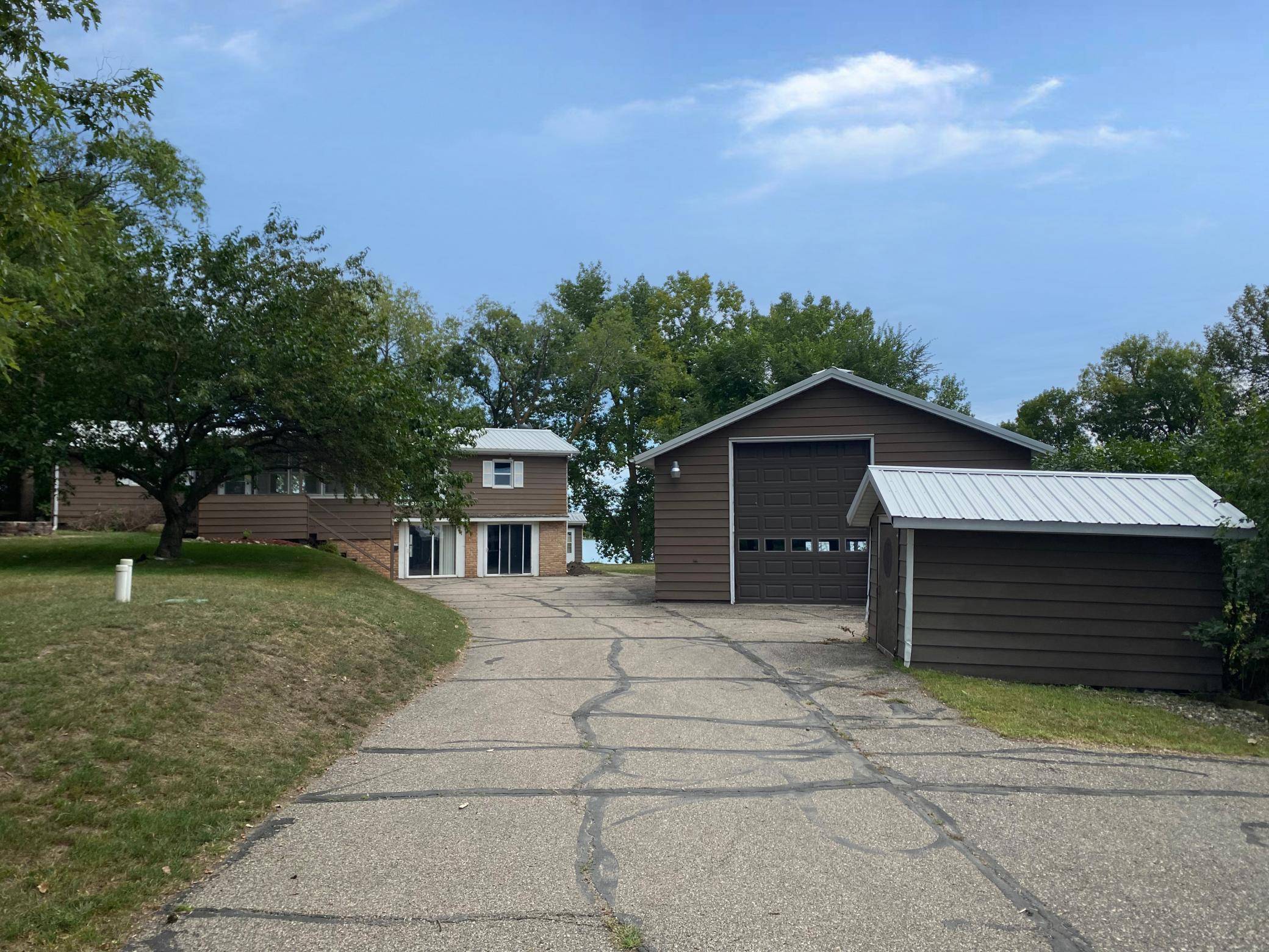 4140 Fillmore AVE NW, Maple Lake, MN 55358