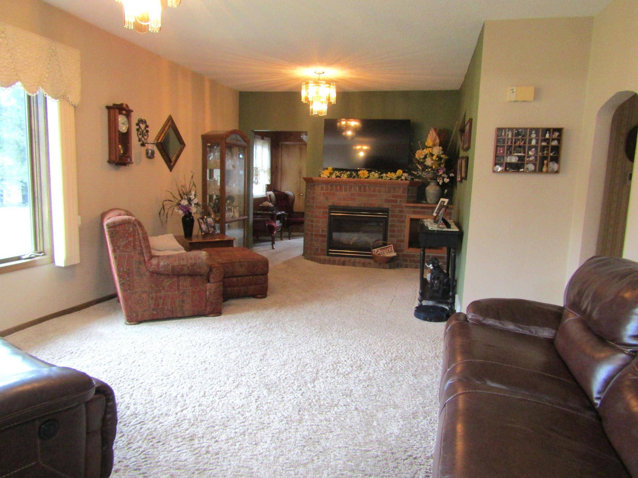 236 E Sorenson AVE, Appleton, MN 56208