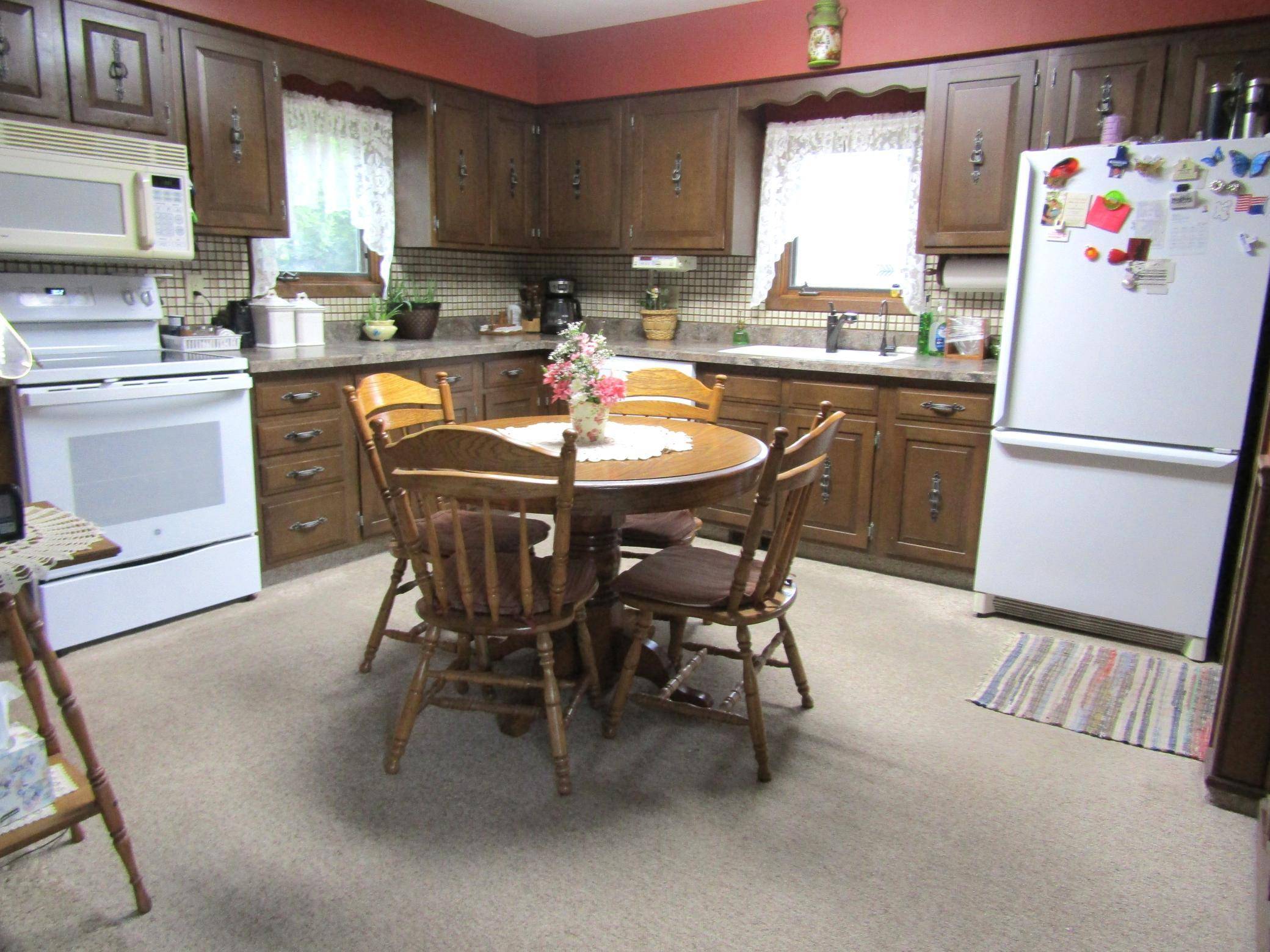236 E Sorenson AVE, Appleton, MN 56208