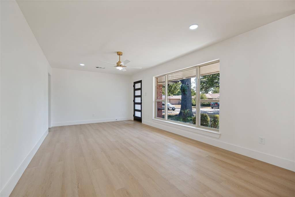 9102 Lindaro Lane, Dallas, TX 75228