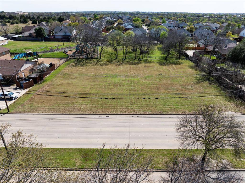 330 Town East Boulevard, Sunnyvale, TX 75182